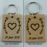 Porte-clé Couple 1 Cœur personnalisé Merisier